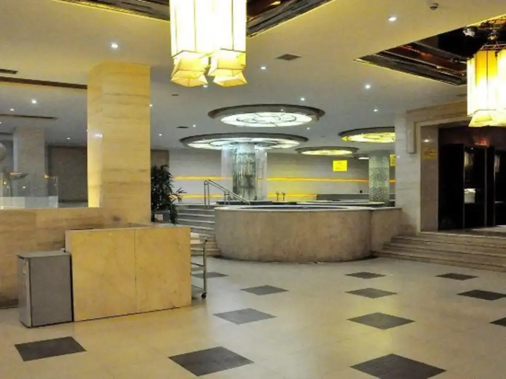 Хучжоу: Zhejiang Crown Holidy Hotel