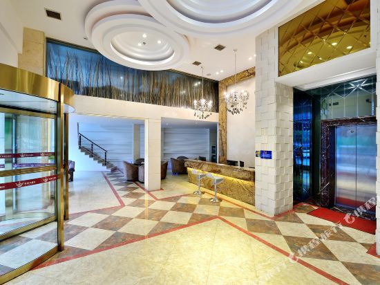 Чанша: Rainbow 24-hour Hotel (Tuqiao Subway Station)