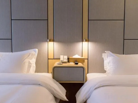 Шанхай: Joyful Hotel