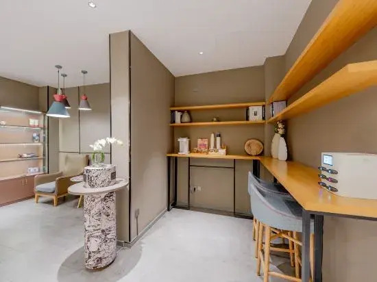 Нанкин: Home Inn (Nanjing Xinjiekou Zhongshan East Road Xi'anmen Metro Station)