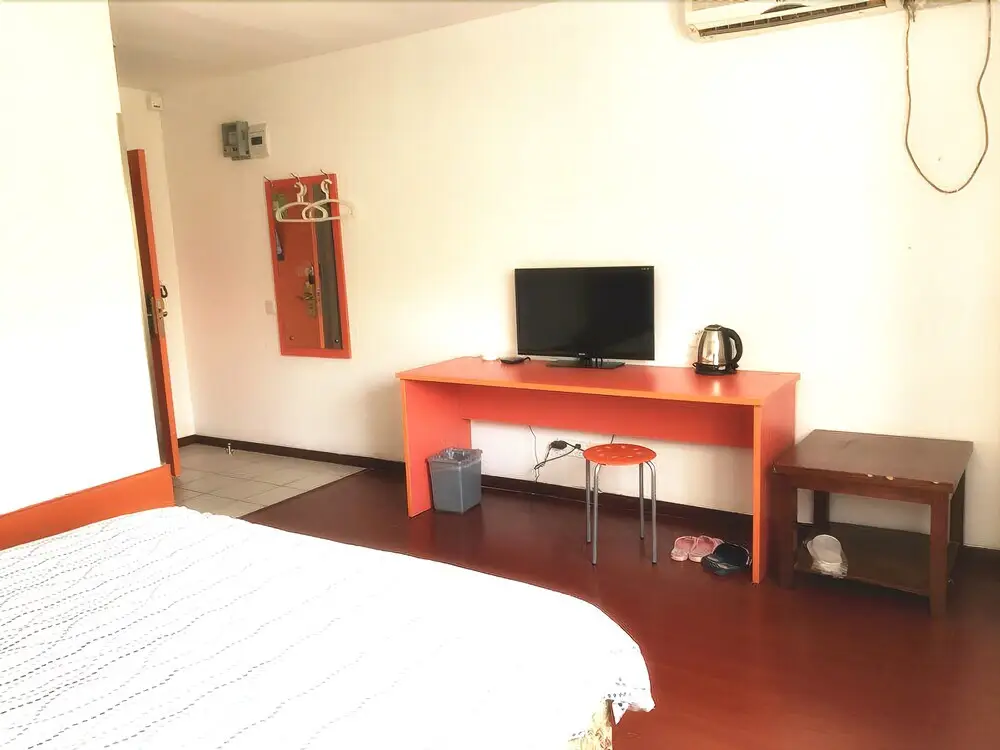 Шанхай: Yi lv yang guang Hotel