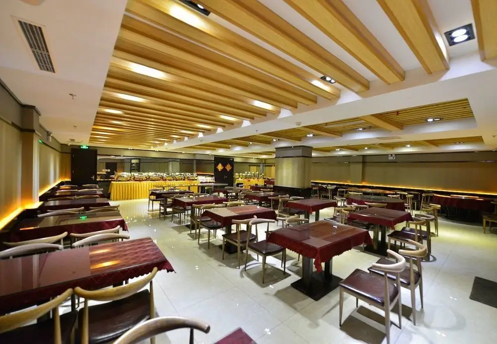 Jinshi Building Hotel — фото 1