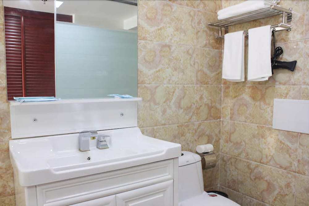Вэйхай: Weihai Zhazhichuang Theme Hotel