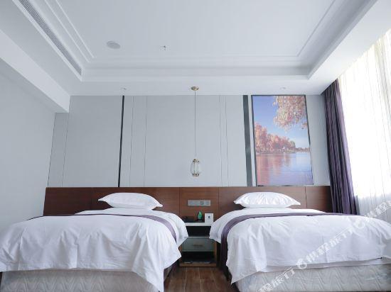 Tongchuan Hotel — фото 1