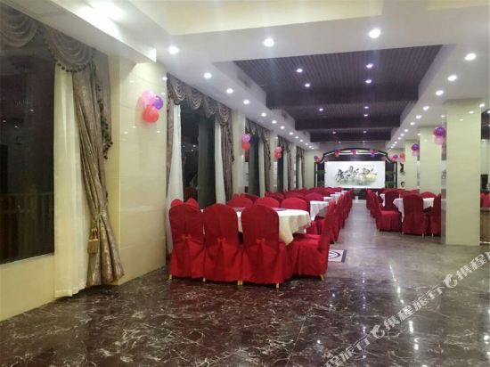 Ухань: Junqi Hotel