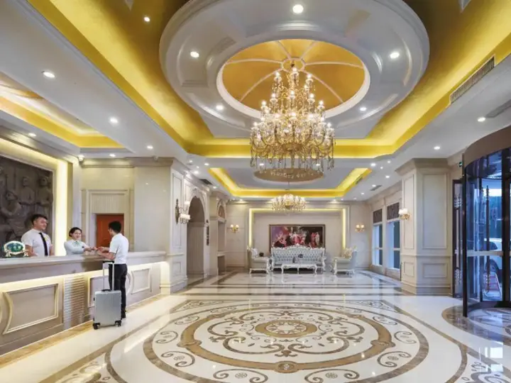 Нанкин: Vienna International Hotel (Nanjing South Railway Station Center)
