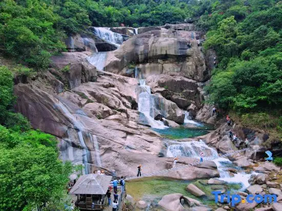 Гуанчжоу: Guangzhou Jinxiu Xiangjiang Hot Spring City