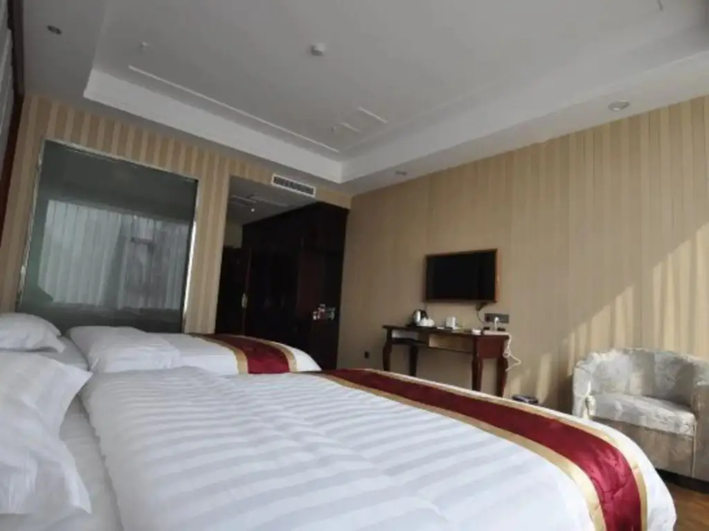 Чунцин: Fengqi Holiday Hotel