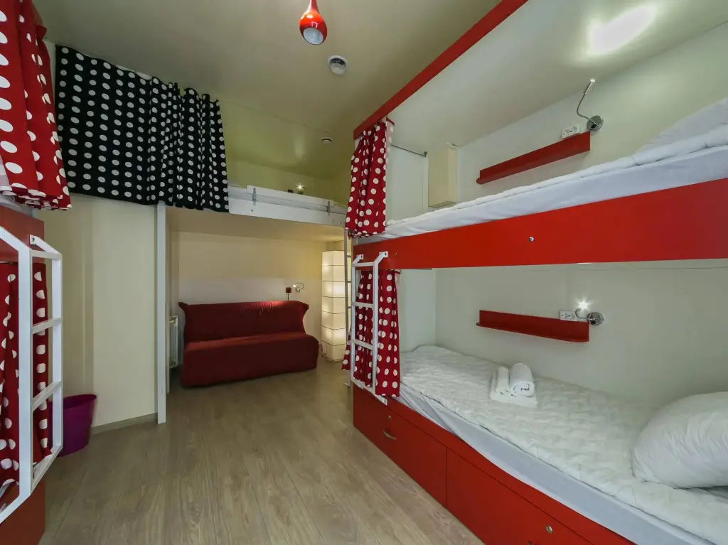 Москва: HQ Hostelberry