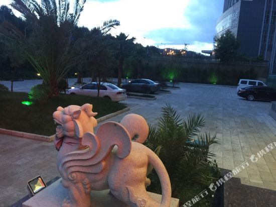 Куньмин: Yunqi Hotel