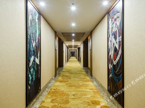 Yunqi Hotel — фото 1