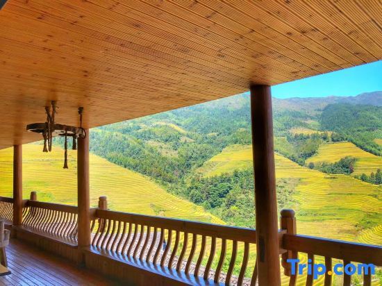 Longsheng: Ink and Longji Homestay (Longsheng Millennium Ladder Observation Deck)
