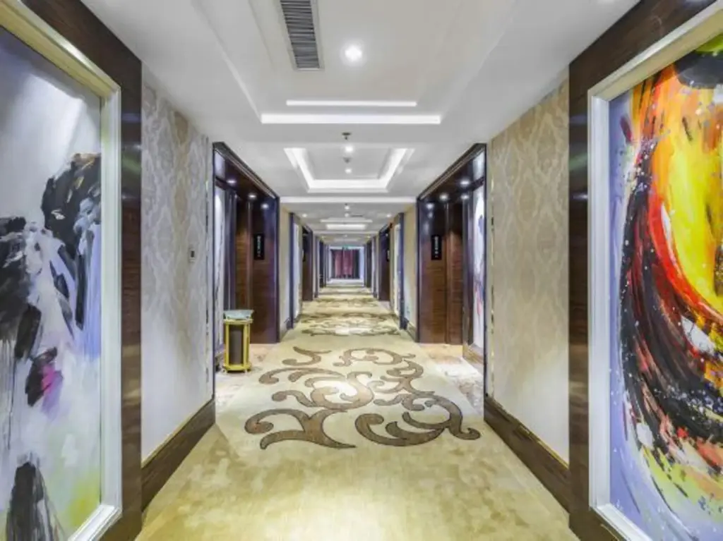 Баодин: Longchang Holiday Hotel