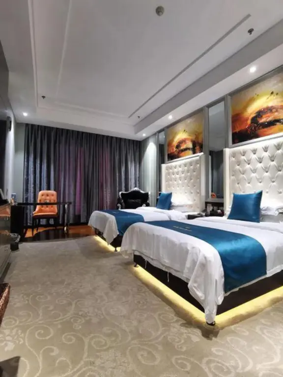 Баодин: Longchang Holiday Hotel