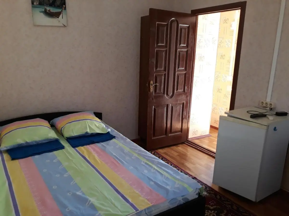 Геленджик: Средняя 15А