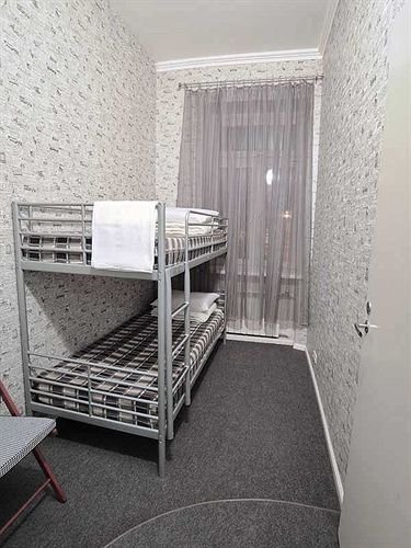 Москва: 3 Penguins Hostel at Petrovsky Boulevard