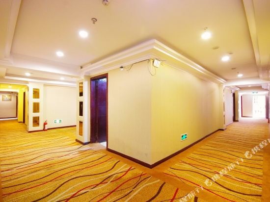 Youli Shangya Smart Hotel (Yibin Baixi Branch) — фото 1