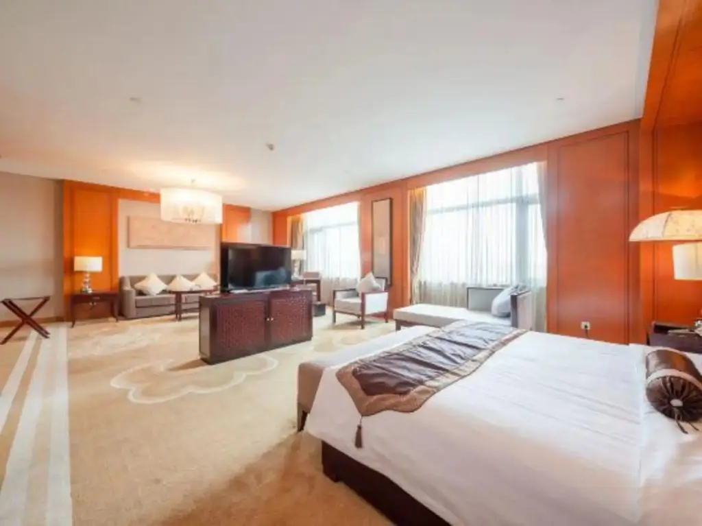 Ляньюньган: Heanhu International Hotel