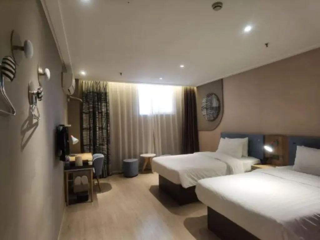 Сюйчжоу: Yijia Hotel (Xinyi Railway Station Nanjing Road)
