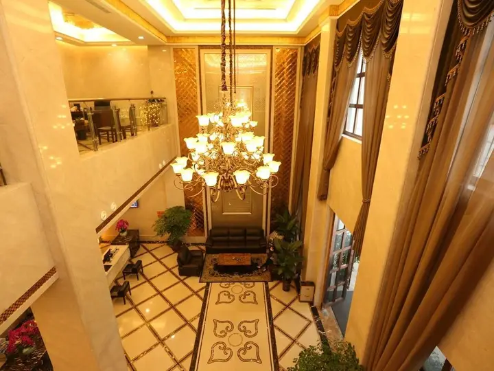 Чэнду: Yinhuang Holiday Hotel