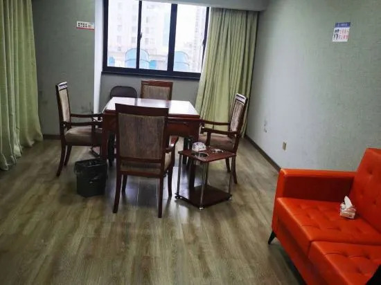 Наньтун: Huangchao International Hotel