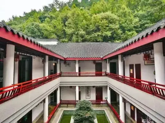 Цзиньхуа: Wuyi Yangchun Shanju Guesthouse
