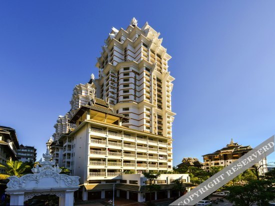 Цзинхун: Rainforest Resort Hotel