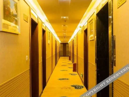 Куньмин: Rongding Hotel