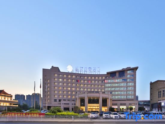 Тунхуа: Zhongdong Latour Morgan Hotel(ZHONGDONG NEW WORLD LIVING MALL)