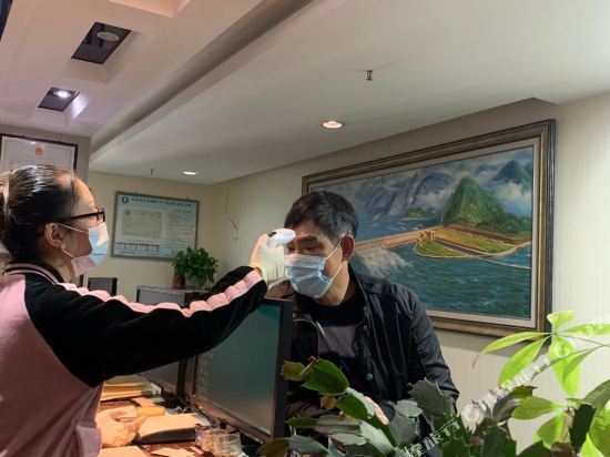 Ичан: Yujing Holiday Hotel (Yichang Three Gorges Visitor Center Wanda Plaza)