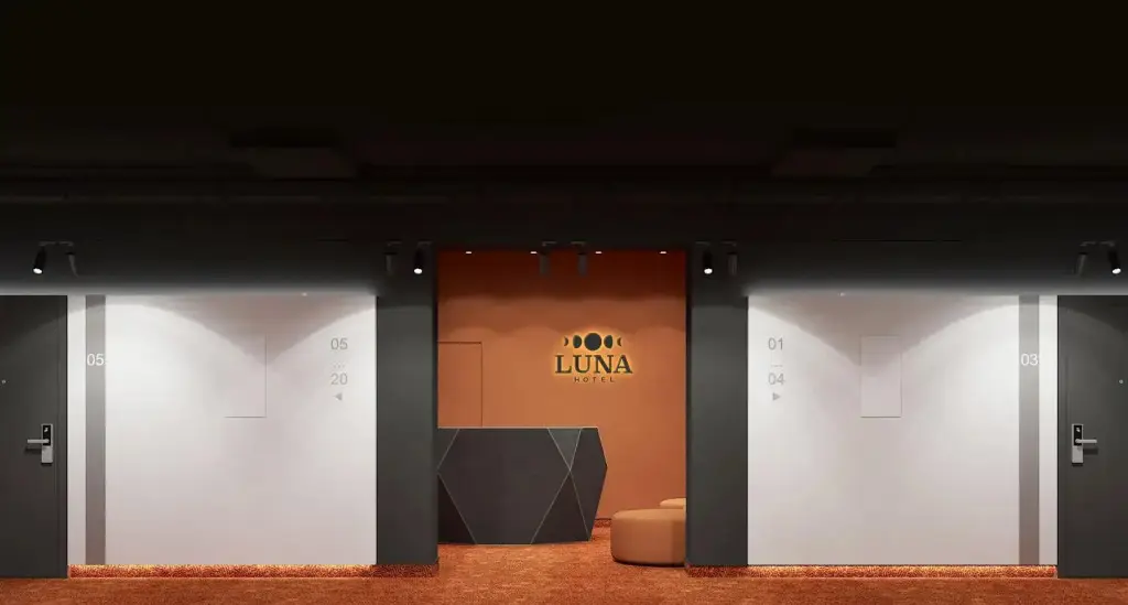 Москва: Luna Hotel