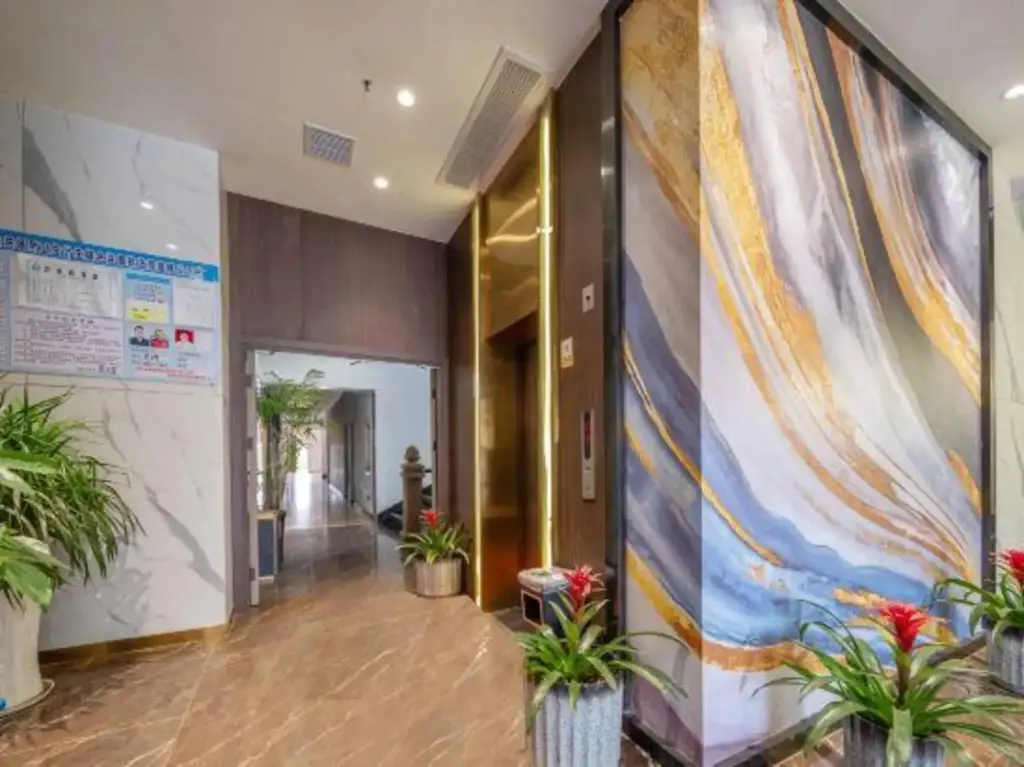 Цзюцзян: Jinlong Boutique Hotel (De'an Railway Station Liansheng Happy City Branch)
