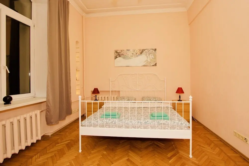 Москва: Апартаменты «LUXKV на Садовой»