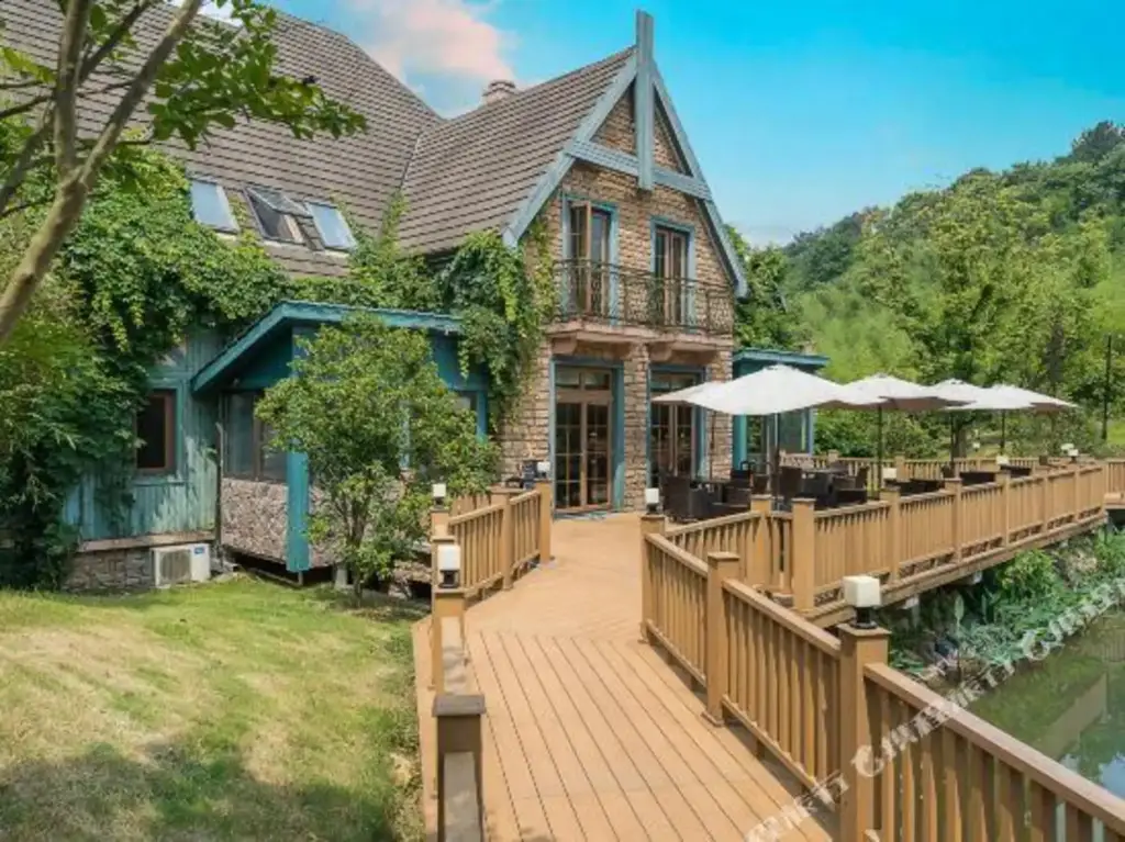 Хучжоу: Hidden Creek Golf Resort