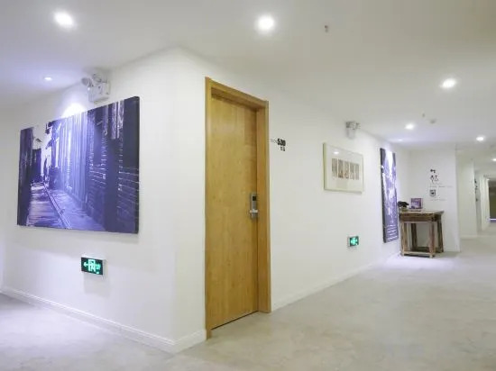 Чунцин: Houshanti B&B (Chongqing Jiefangbei Eighteen Tiers Branch)