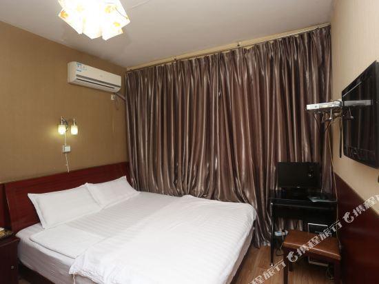 Чэнду: Wenxin Hostel (Chengdu Shiyang Bus Station)