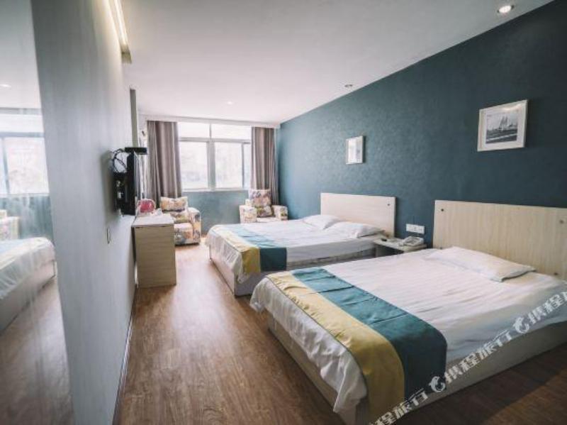 Сюйчжоу: Yibai Hotel (Fengming Jin Street Bus Station)