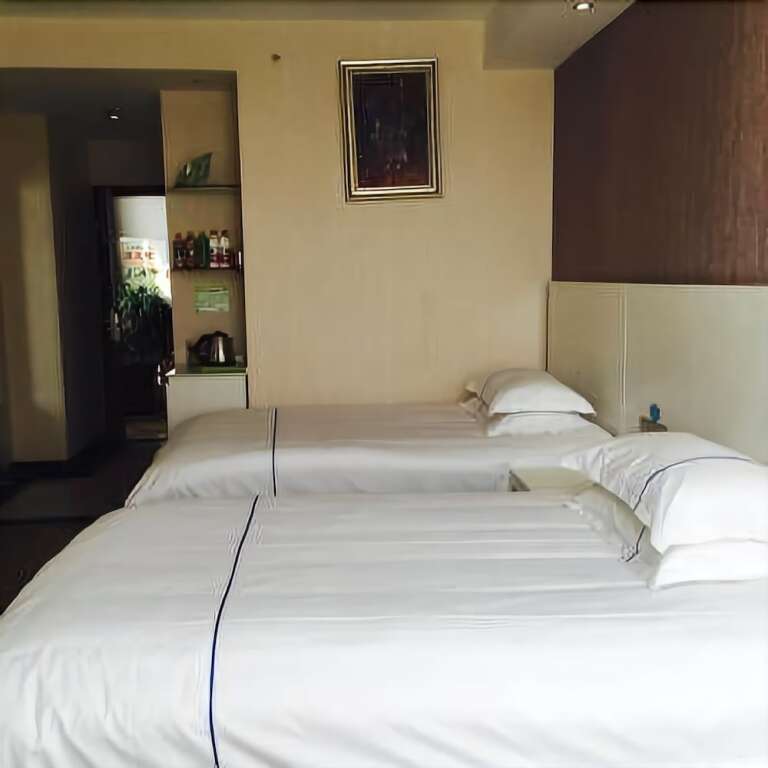 Chaohu Pinshang Holiday Hotel — фото 1