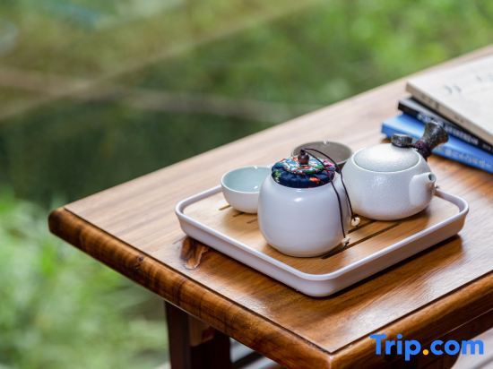 Яншо: Yangshuo Yuanyuan Hotel (20 yuan Xianggongshan Scenic Area)