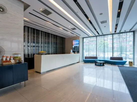 Шанхай: Orange Hotel (Shanghai Jinshajiang Road Metro Station)