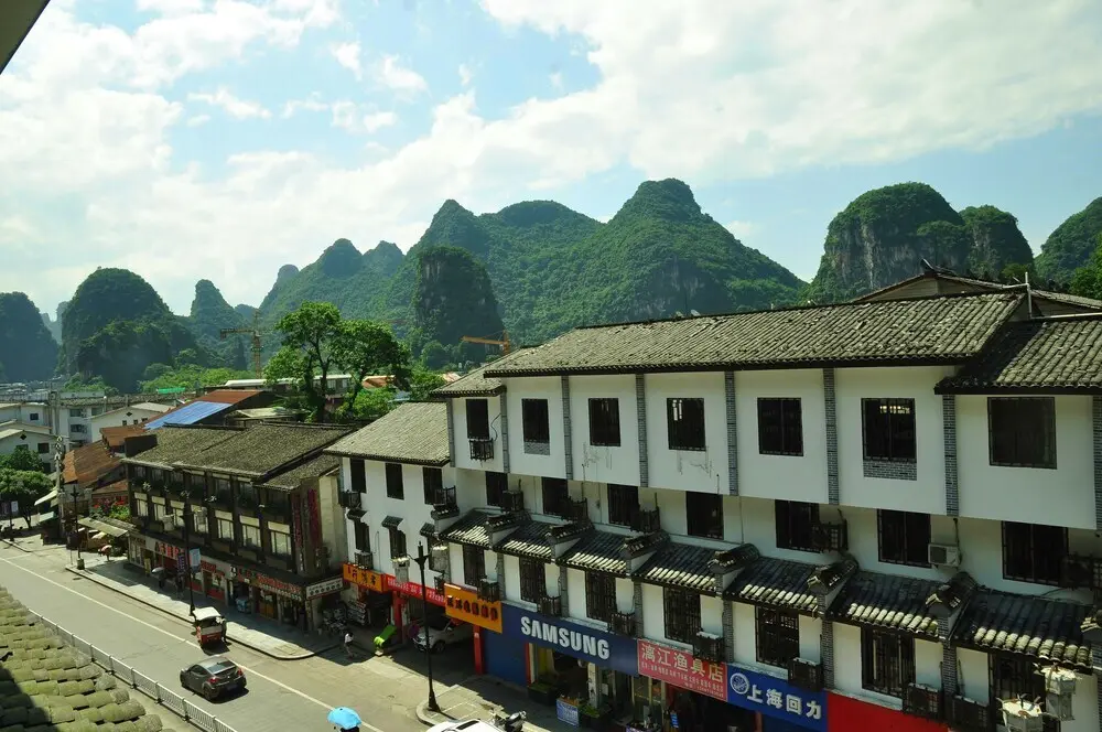 Яншо: Qingfeng Hotel