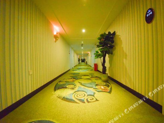 Haiyang Zhilian Theme Apartment Hotel (Chengdu Xihua University) — фото 1