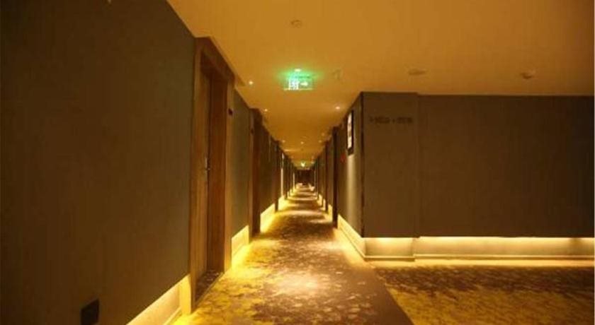 Yan'an Baimi Avenue Baotashan Atour Hotel — фото 1