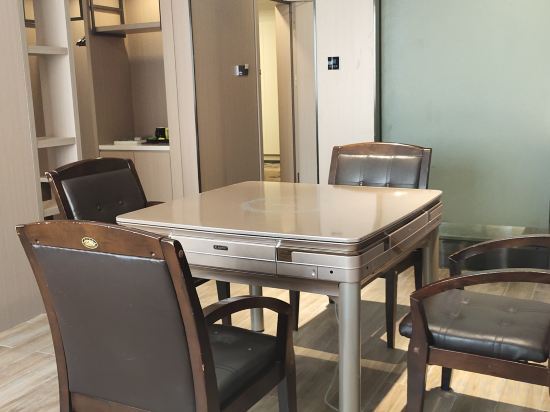 Дунгуань: Ousika International Hotel (Dongguan Gaobu Tongfu)