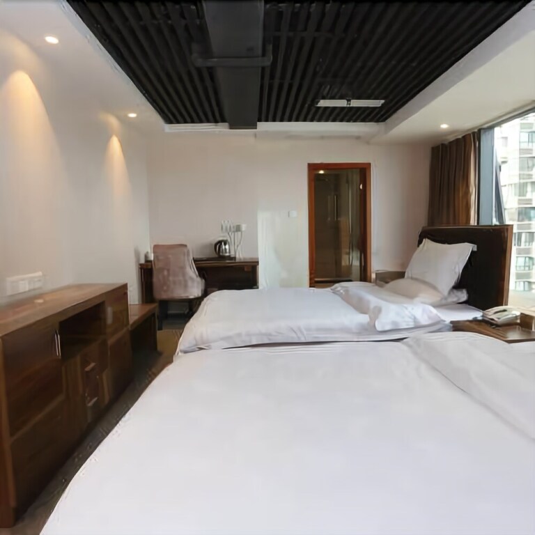 Чэнду: Beiluming Hotel (Chengdu South Railway Station)