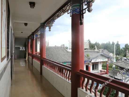 Дали: Chengxi Hotel
