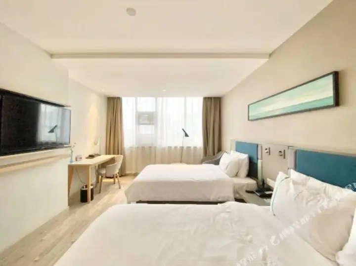 Ухань: Homeinn Selected Hotel (Wuhan Hankou Railway Station Fanhai International CBD)