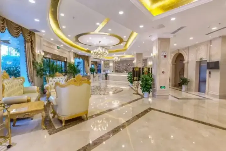 Гуйлинь: Vienna Hotel - Guilin Jichang Road Rongshan