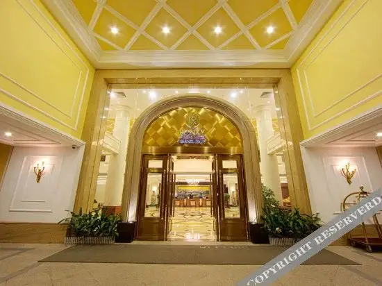 Юньфу: Rongxi Holiday Hotel