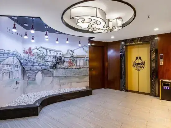 Куньмин: Jiatai Hotel